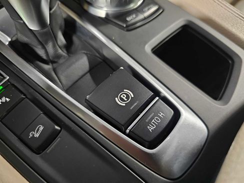 Used 2019 BMW X6 xDrive35i w/ M Sport Package image 23