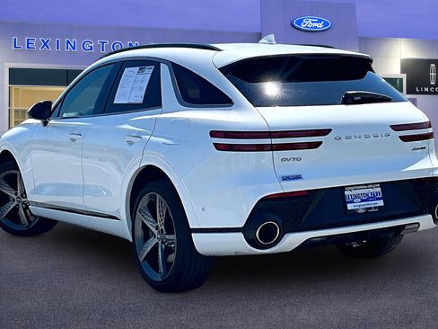 Used 2023 Genesis GV70 3.5T Sport w/ Sport Prestige Package AWD/4WD image 4