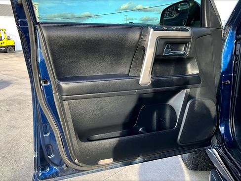 Used 2022 Toyota 4Runner TRD Sport w/ Technology Package image 22