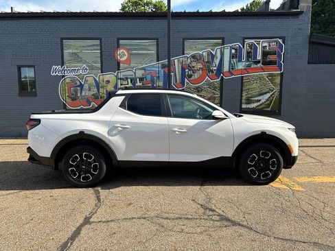 Used 2023 Hyundai Santa Cruz SEL Premium AWD/4WD image 16
