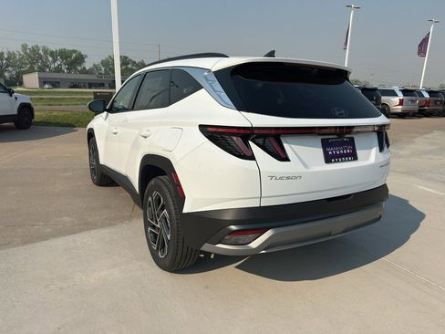 New 2026 Hyundai Tucson Limited AWD/4WD image 6