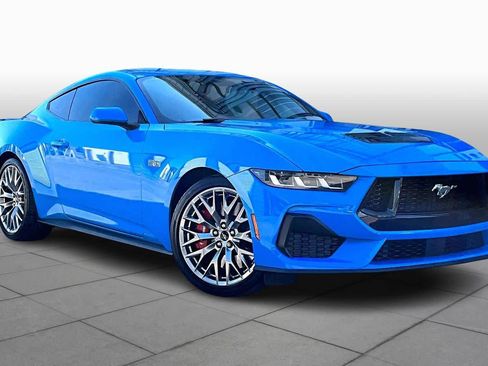 Certified 2024 Ford Mustang GT Premium image 3
