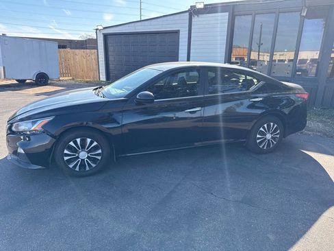 Used 2019 Nissan Altima 2.5 S image 3
