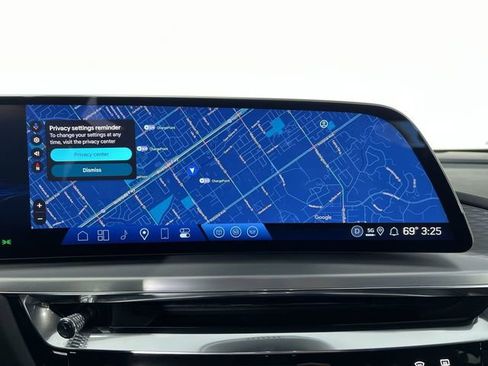 Used 2025 Cadillac Lyriq Luxury image 14