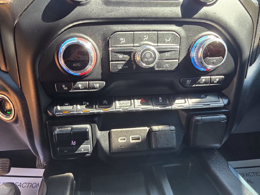 Used 2021 GMC Sierra 1500 AT4 w/ AT4 Premium Package AWD/4WD image 31