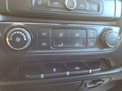 Used 2019 Chevrolet Silverado 2500 W/T w/ WT Convenience Package image 19