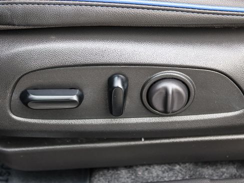 Used 2024 Buick Envista Sport Touring w/ Convenience I Package FWD image 20