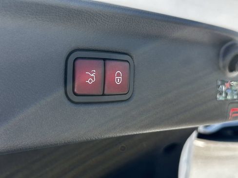 Certified 2024 Mercedes-Benz S 580 4MATIC Sedan image 22