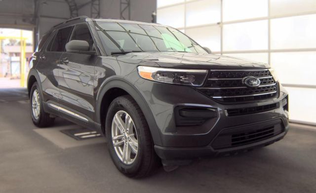 Used 2020 Ford Explorer XLT w/ Class III Trailer Tow Package AWD/4WD image 1
