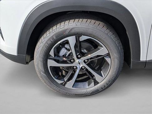 New 2026 Chevrolet Trax RS w/ Driver Confidence Package image 10