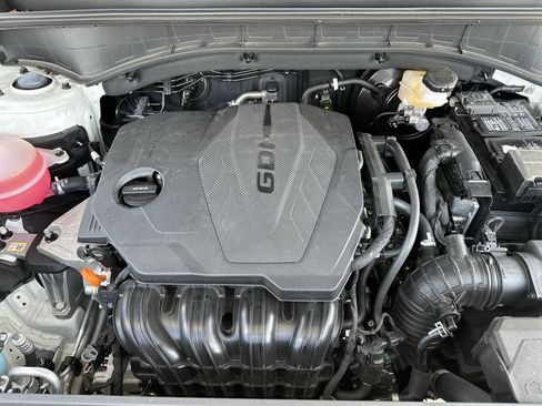 Certified 2025 Kia Sorento LX FWD image 17
