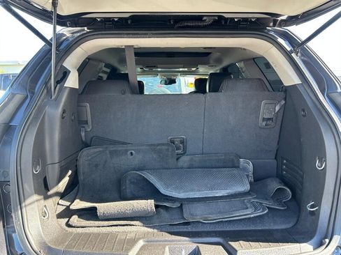 Used 2016 Chevrolet Traverse LTZ FWD image 16