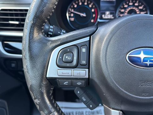 Used 2017 Subaru Forester 2.5i Touring AWD/4WD image 25