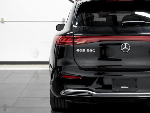 Used 2023 Mercedes-Benz EQS 580 4MATIC SUV image 59