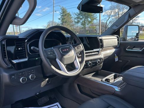 New 2026 GMC Sierra 2500 SLT w/ SLT Premium Package AWD/4WD image 30