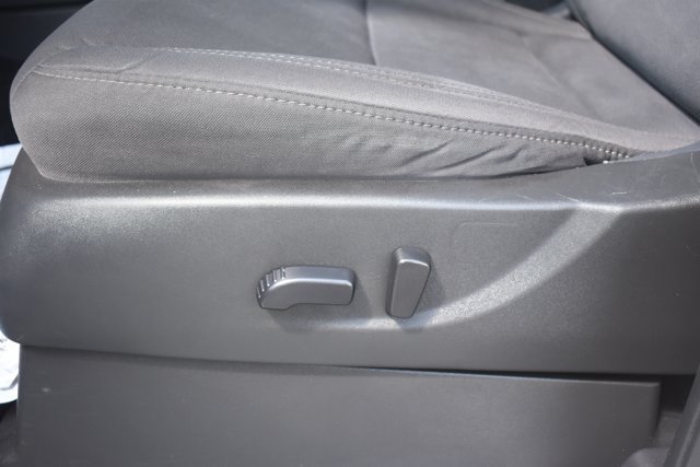 Used 2024 Nissan Frontier SV RWD image 14