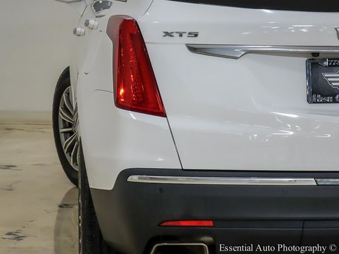 Used 2019 Cadillac XT5 Luxury FWD image 8