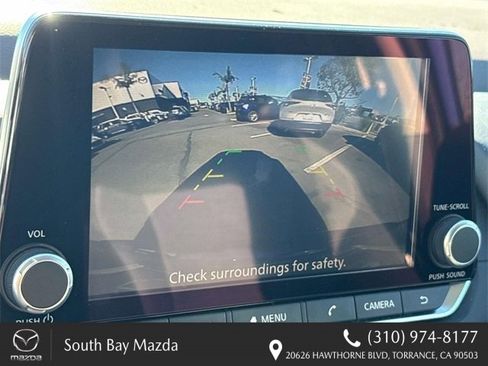 Used 2023 Nissan Rogue SV image 28