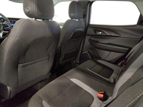 Used 2024 Chevrolet TrailBlazer LT w/ Convenience Package FWD image 36
