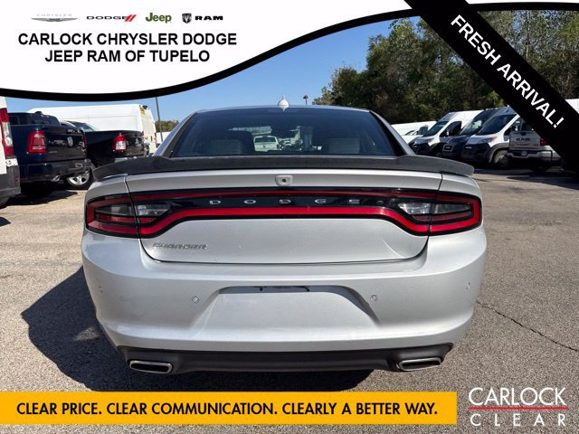 Used 2022 Dodge Charger SXT w/ Plus Group RWD image 9