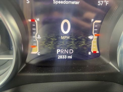 Used 2023 Jeep Wrangler Willys image 16