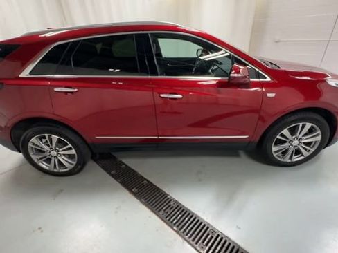 Certified 2023 Cadillac XT5 Premium Luxury AWD/4WD image 9