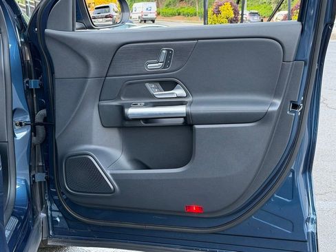 Used 2022 Mercedes-Benz GLA 250 image 37