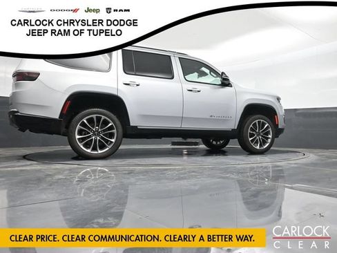 Used 2025 Jeep Wagoneer Series III w/ Premium Group I AWD/4WD image 39