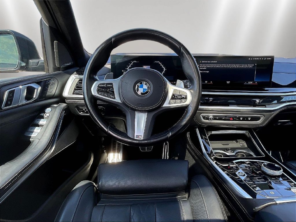 Used 2023 BMW X7 xDrive40i w/ Executive Package AWD/4WD image 8