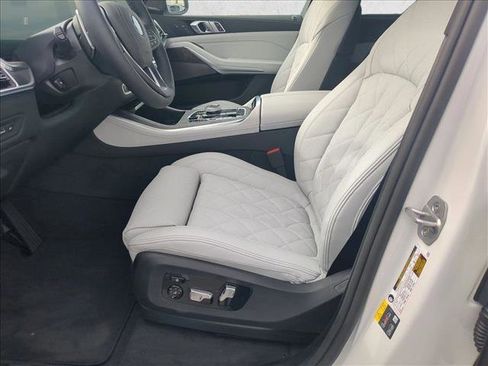 New 2026 BMW X5 xDrive50e w/ Executive Package image 4