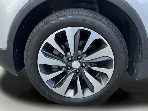 Used 2021 Buick Encore Preferred w/ Safety Package image 23