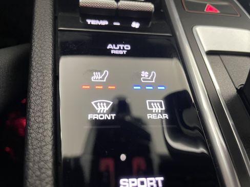 Certified 2023 Porsche Cayenne image 23