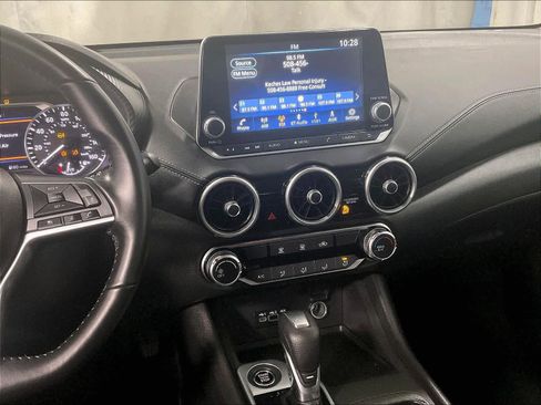 Used 2022 Nissan Sentra SV w/ Trunk Package image 18