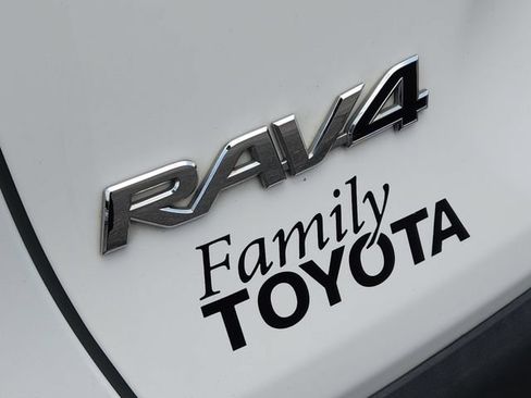 Certified 2023 Toyota RAV4 LE FWD image 9