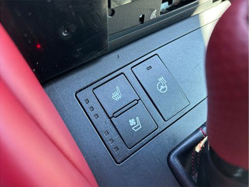 Used 2019 Lexus RC 350 F Sport image 32