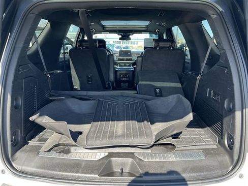 Used 2023 Chevrolet Tahoe Premier image 23