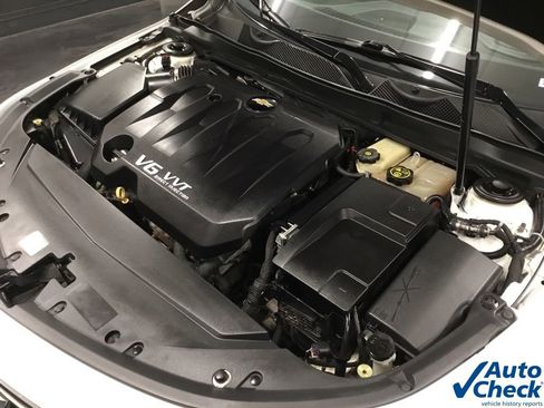 Used 2016 Chevrolet Impala LT w/ Convenience Package image 43