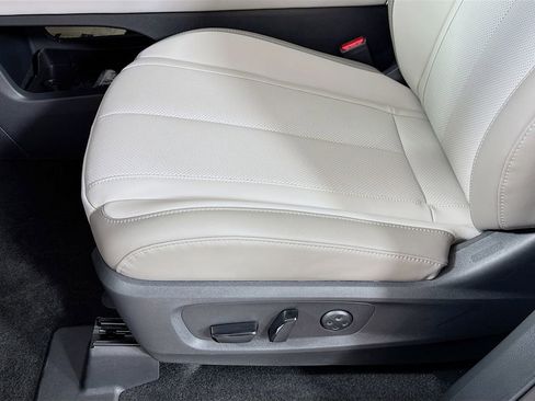 New 2026 INFINITI QX60 Luxe w/ Cargo Package image 25