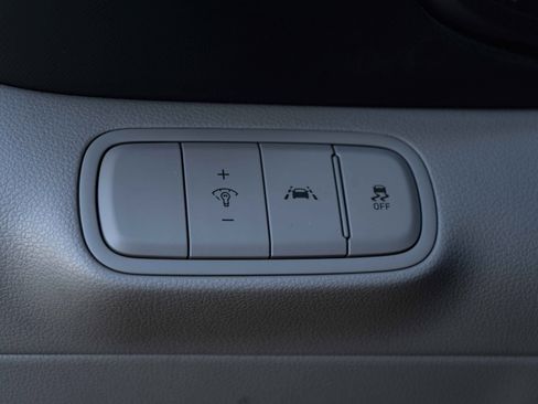 Used 2021 Hyundai Venue SEL FWD image 37