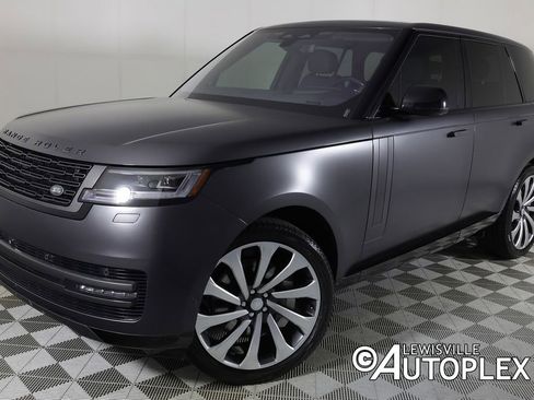 Used 2023 Land Rover Range Rover SE AWD/4WD image 1