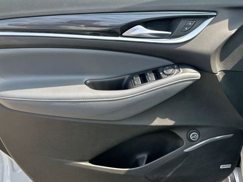 Certified 2021 Buick Enclave Essence w/ Sound and Sites Package image 23