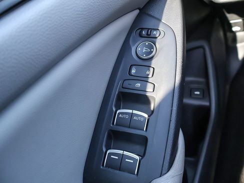 Used 2018 Honda Accord Touring image 36