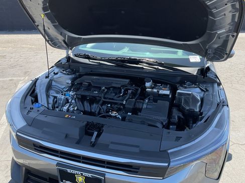 Used 2025 Kia K4 FWD image 23