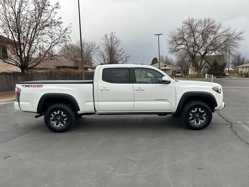 Certified 2023 Toyota Tacoma TRD Off-Road w/ TRD Premium Off Road Package image 6