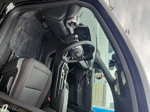 Used 2026 Chevrolet Equinox LT AWD/4WD image 10