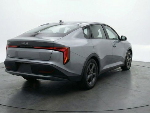 Used 2025 Kia K4 FWD image 9