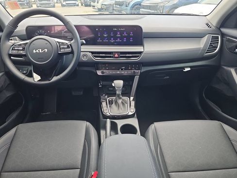 Used 2026 Kia Seltos EX w/ EX Sunroof Package FWD image 12