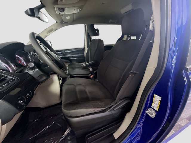 Used 2019 Dodge Grand Caravan SE FWD image 20