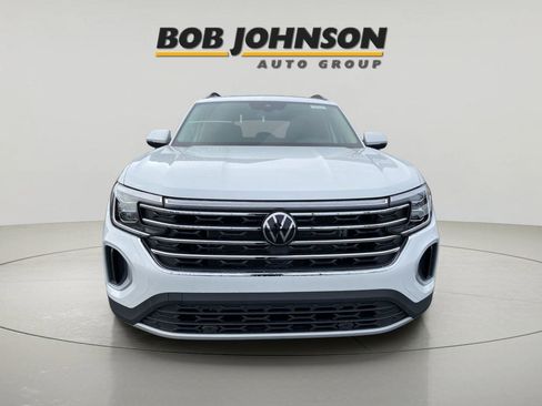 New 2026 Volkswagen Atlas SE image 10