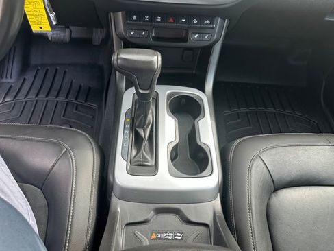 Used 2021 Chevrolet Colorado ZR2 image 17